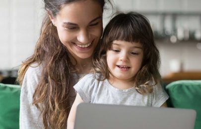 Visitar museus em família sem sair de casa