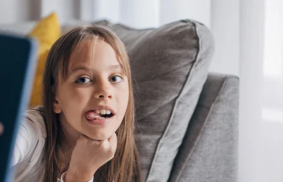 Crianças nas redes sociais: riscos e estratégias para uma utilização saudável.