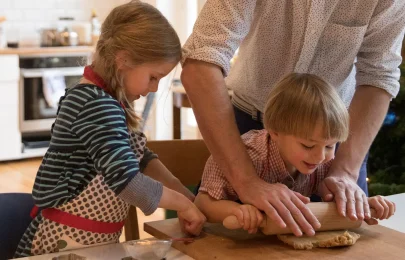Tradições De Natal Em Família: Ajuda Nos Sentimentos Das Crianças